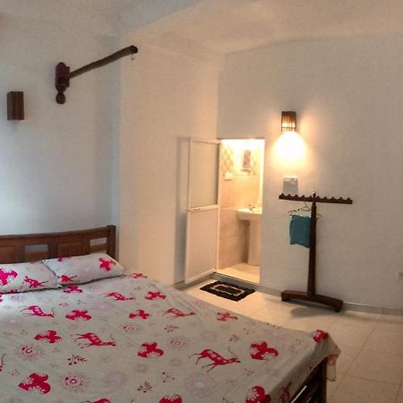 Dinu Villa Ґалле Екстер'єр фото